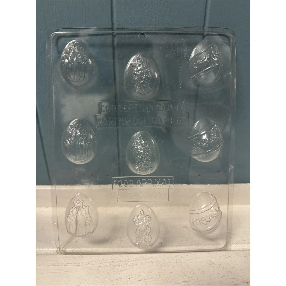 LOT OF 8 Vtg CHOCOLATE CANDY‎ SOAP MOLD PARTY FAVORS Easter Butterflies Eiffel +